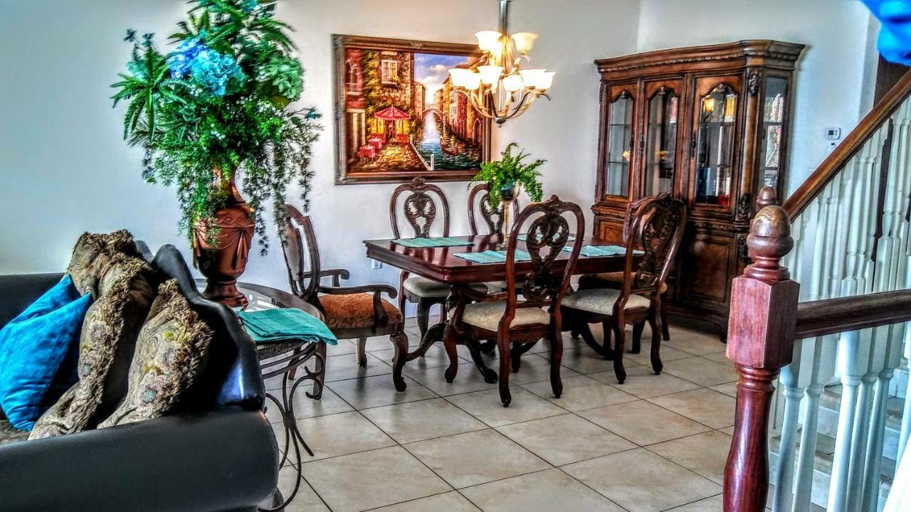 סיינט פיט ביץ' Mediterranean Three Story Beach Townhouse מראה חיצוני תמונה