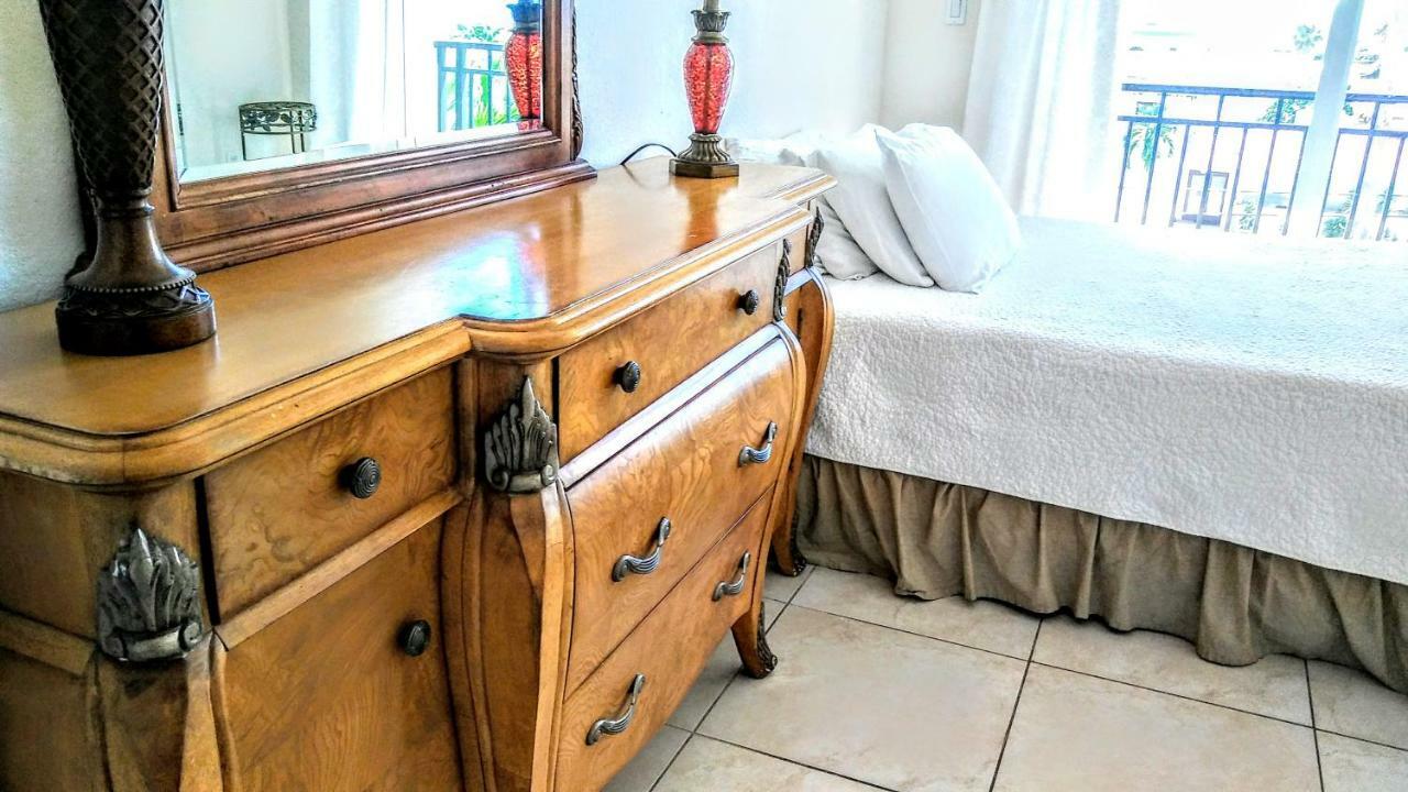סיינט פיט ביץ' Mediterranean Three Story Beach Townhouse מראה חיצוני תמונה