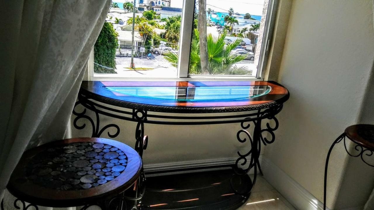 סיינט פיט ביץ' Mediterranean Three Story Beach Townhouse מראה חיצוני תמונה
